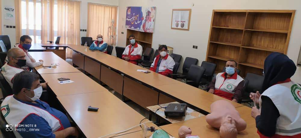 کارگاه آموزشی احیای قلبی ریوی ویژه پرسنل جمعیت هلال احمر شهرستان بهبهان برگزار شد 